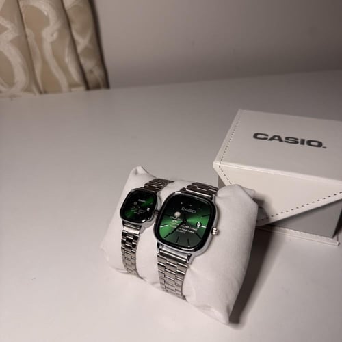 طقم كاسيو تصميم المملكة -نسائي ورجالي (اخضر)