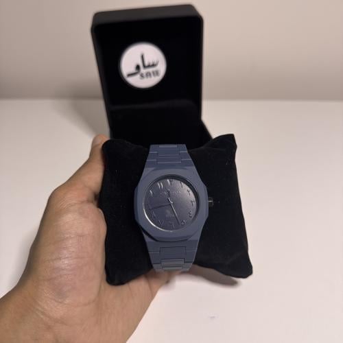 ساعة كاربون ازرق مطفي