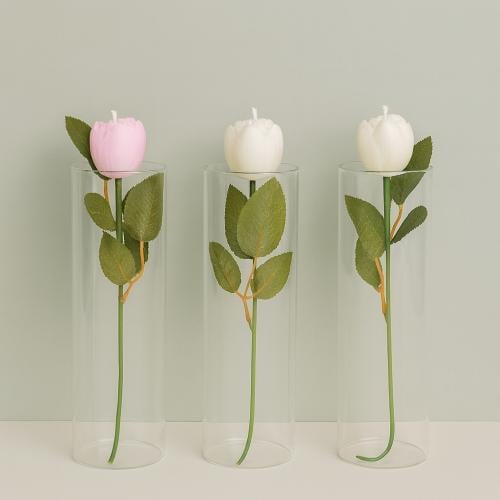 شمعة الفاوانيا المعطرة في فازه قطعه واحده