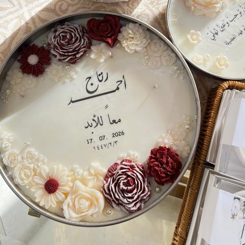 شمعة عقد قران ورد ابيض وعودي مقاس ٣٠ سانتي