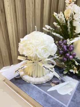 شمعه باقة الورد