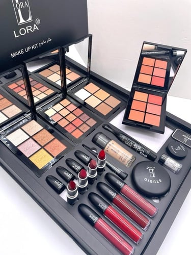 بوكس من لورا _متجر كيناز