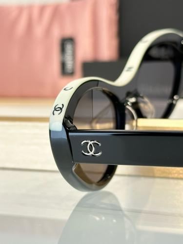Chanel sunglasses with accessories