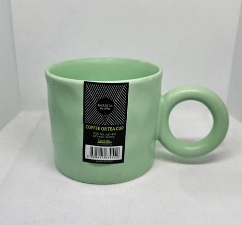 كوب بتصميم مختلف