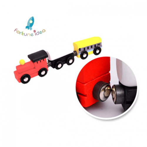 قطار المدينة الخشبي