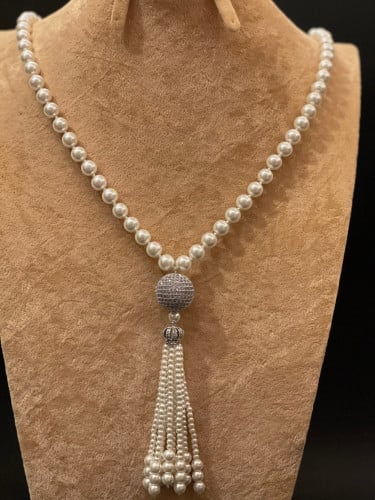 عقد لولو طويل