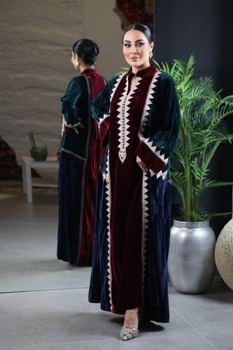 جلابيه مخمل مطرز