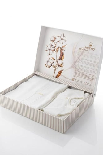 طقم مواليد 7 قطع تريكو 0-3 اشهر