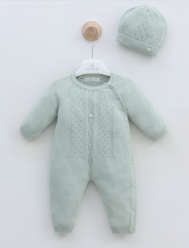 بربتوز مع قبعة مواليد ولادي من0 الى 6 شهور