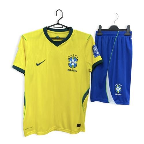 طقم منتخب البرازيل مع الشورت