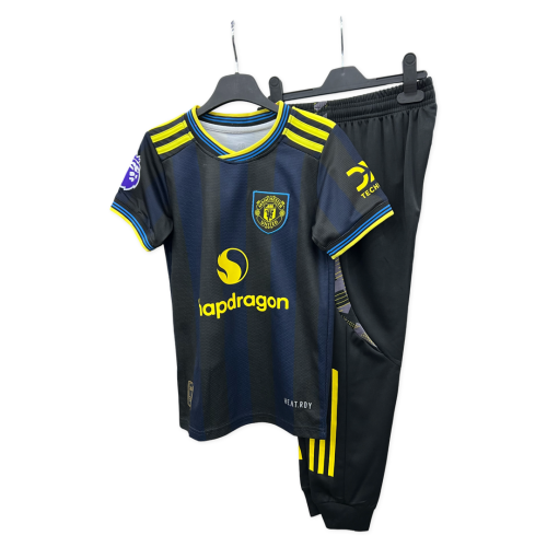 طقم نادي مانشستر يونايتد مع البنطلون شبابي