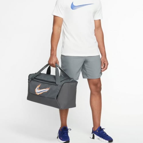 شنطة نايك دافل