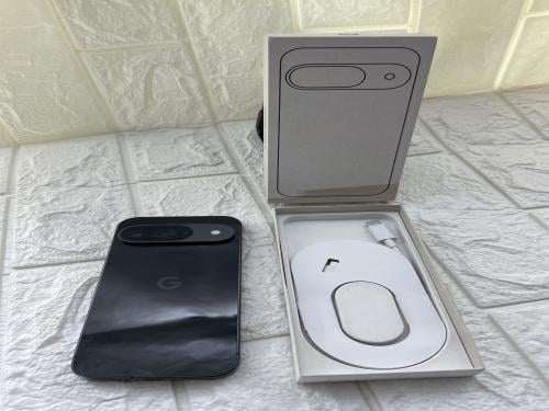 جوجل بكسل ٩ ، ٢٥٦ جيجا ، مستعمل اقل من ٢٤ ساعه