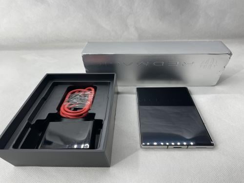 ريد ماجيك ٩ اس برو ، ٥١٢ جيجا ، ١٦ جيجا رام ، مستع...