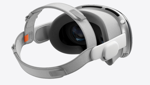 Apple Vision Pro 1TB M5 2025 model ابل فيجن برو نس...