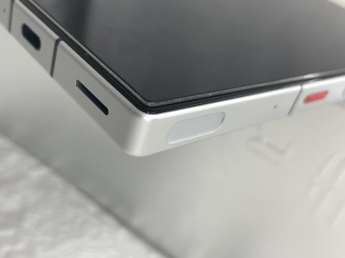 ريد ماجيك ٩ اس برو ، ٥١٢ جيجا ، ١٦ جيجا رام ، مستع...