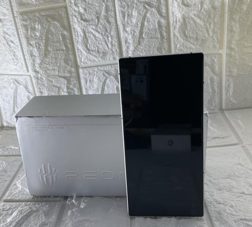 رد ماجيك ٩ برو ، ٥١٢ جيجا ، ١٦ جيجا رام مستعمل نظي...