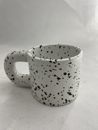 كوب عادى شكل نقوش