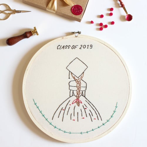 طارة مطرزة حجم كبير