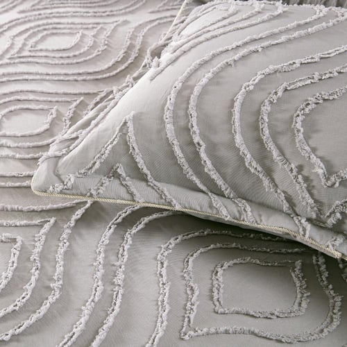 طقم لحاف سرير في حقيبة 8 قطع - من قماش المايكروفاي...