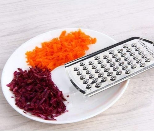 مبشرة الجبن والجزر والخضروات بمقبض مريح