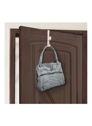 علاقة باب من قطعتين