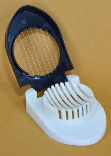 قطاعة البيض إلى شرائح