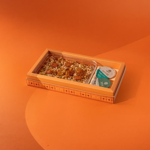 بوكس اقدع - تمر محشي مع الكراميل مع الشنطة