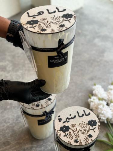 شمعة العيد الفاخرة بروائح منوعه