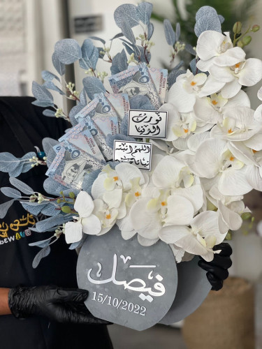فازه ورد صناعي