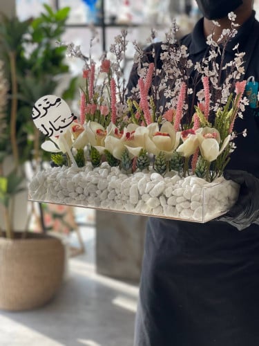 فازة ورد صناعي