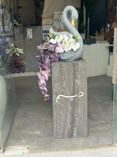 ستاند حجر مع الفلامنغو 120 سم ارتفاع