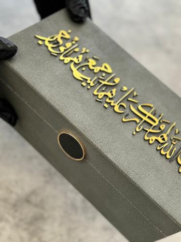 صندوق فاخر بتصميم من الجلد