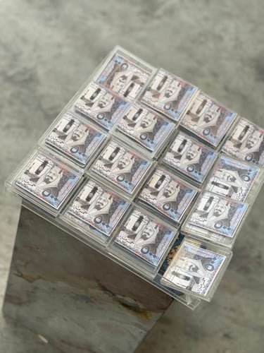 اكريلك لتقديم مبلغ مالي