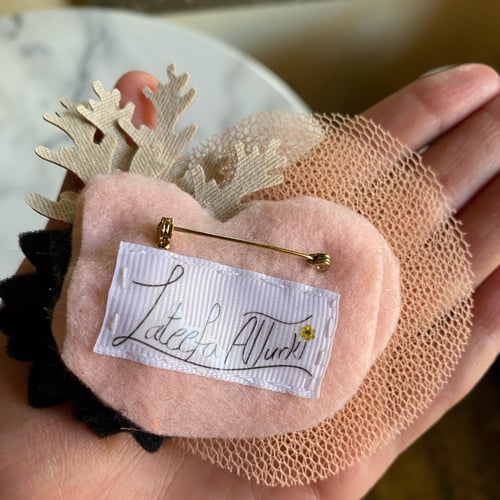 بروش صناعه يدويه قياس(9*9,5سم)