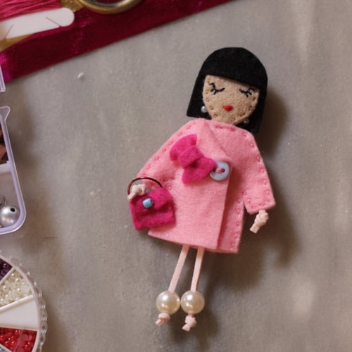 بروش البنوته الأنيقه(1)