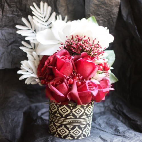 باقه ورد صناعي أنيقه