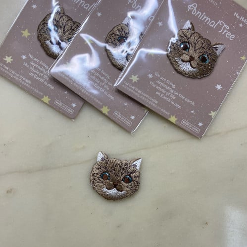 اكسسوار يلصق على القماش والأكياس والأحذيه قياس الق...