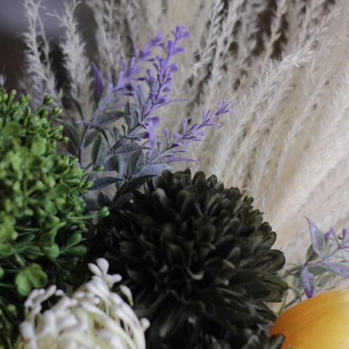 باقة ورد بمزهرية شفافه