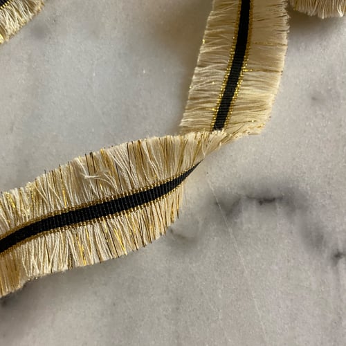 شريط بعرض 3سم وطول 150سم