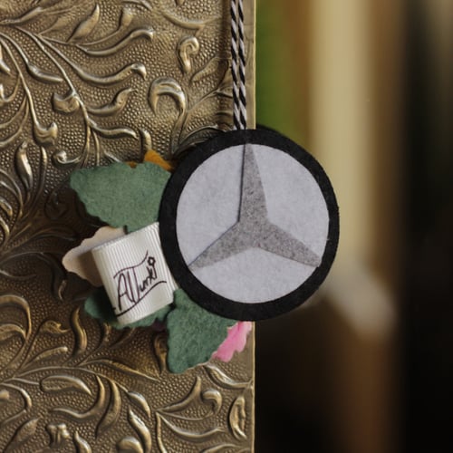 تعليقه سيارة بقماش الجوخ