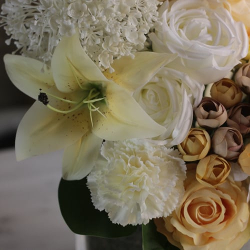 باقه ورد لطيفه(5) من الورد الصناعي