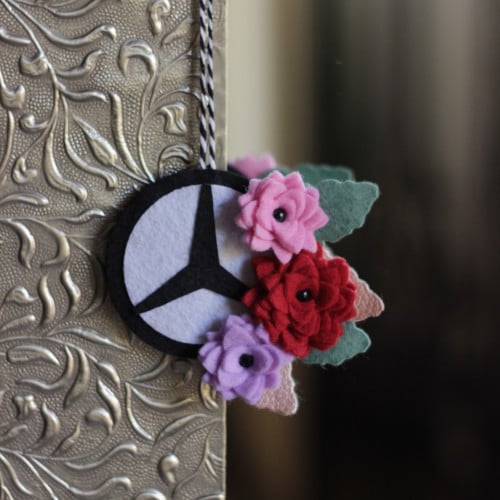 تعليقه سيارة بقماش الجوخ