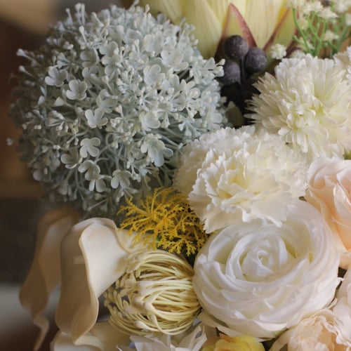 باقه ورد لطيفه(8) من الورد الصناعي