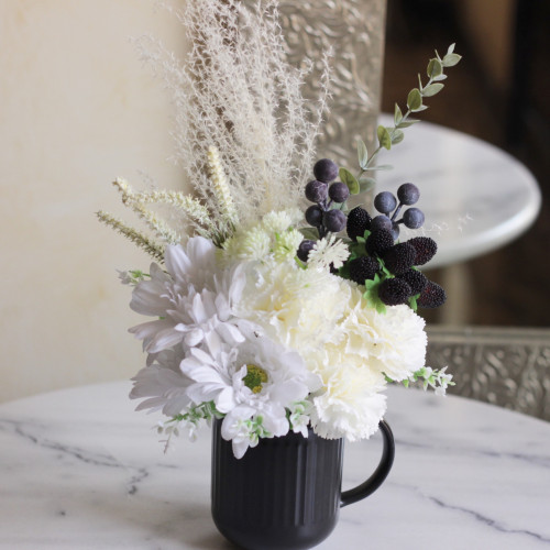 باقه ورد صناعي بكوب