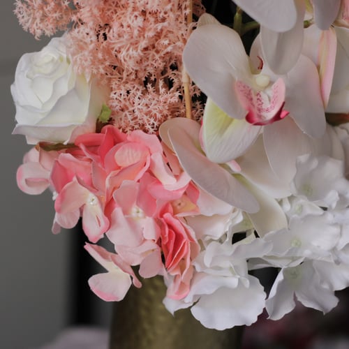 باقه ورد صناعي