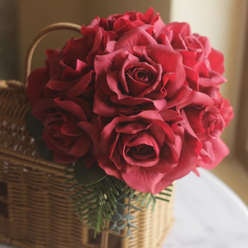 بيت الورد – سلة ديكور أنيقة