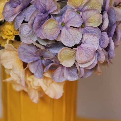 باقه ورد صناعي أصفر+بنفسجي