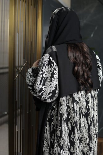 عبايه البيلسيه المطرز