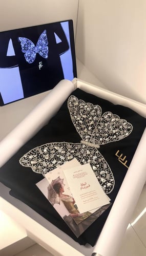 عباية الفراشة